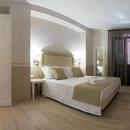 Eunice 4*